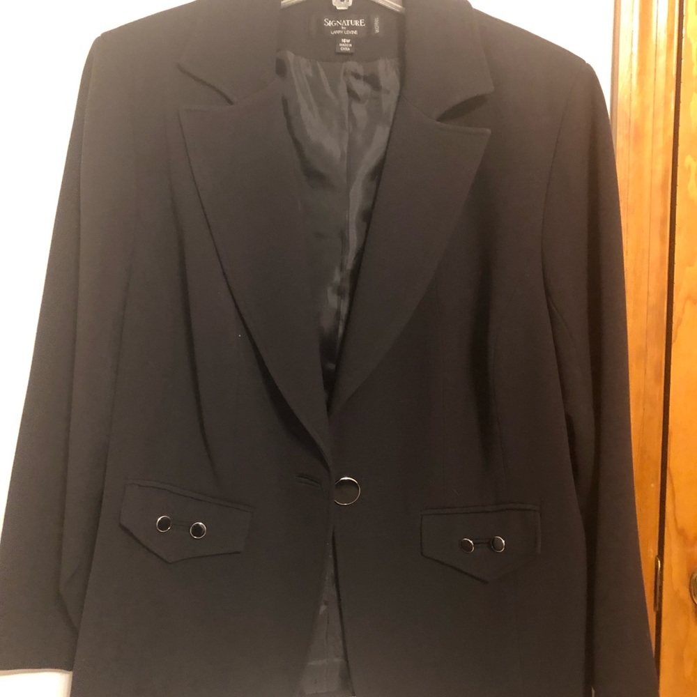 Signature by Larry Levine Black Plus Size Blazer